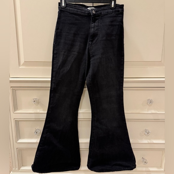 Forever 21 Denim - Forever 21 Wide Leg High-Rise Jeans In Black, Size 26